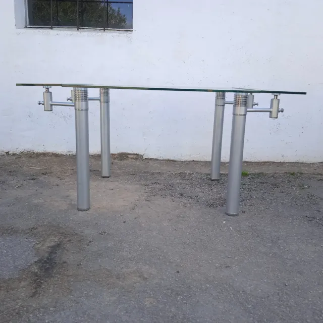 Mesa de comedor cristal y metal