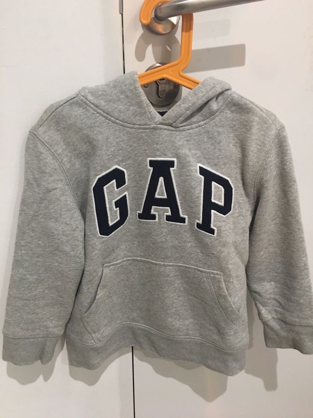 ropa de niño marcas GAP, GOCCO, Neck & Neck, Ralph