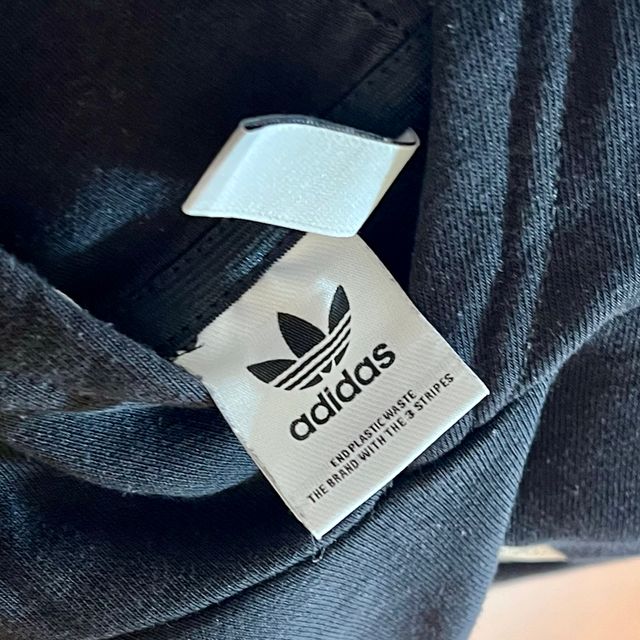 Sudadera Adidas Negra con Camuflaje