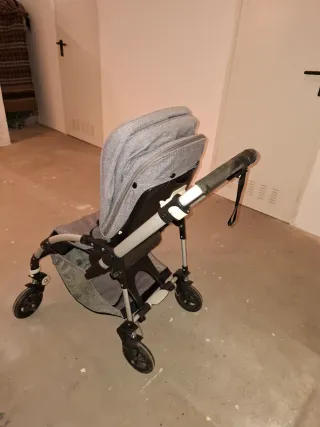 Bugaboo Bee 5 Gris con plastico de lluvia