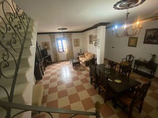 Casa adosada en venta en Gerena