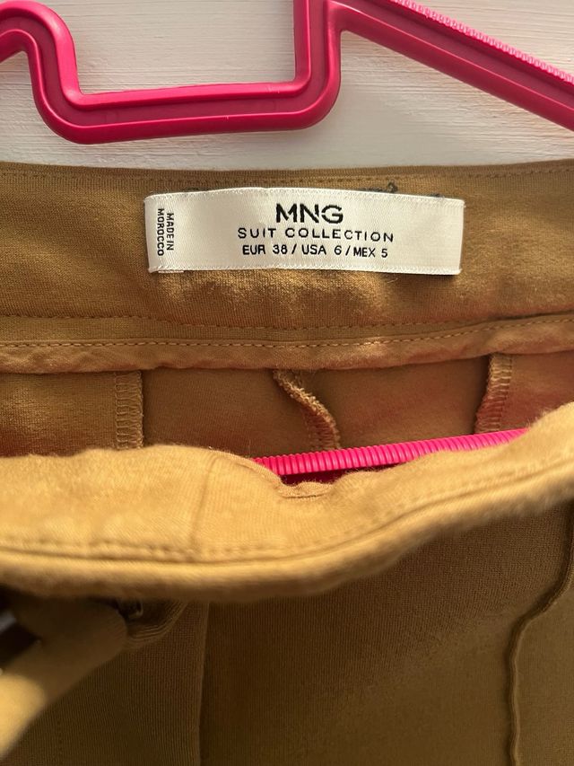 Pantalón Mujer Mostaza Mango