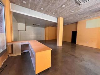 Local comercial en venta en Poble Nou en Manresa