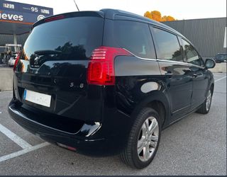 Peugeot 5008 Allure 1.6 BlueHDi 120 – Automático