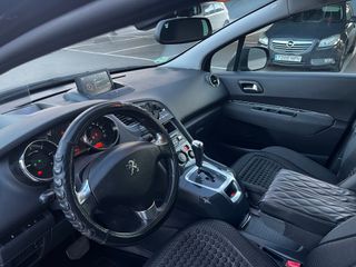 Peugeot 5008 Allure 1.6 BlueHDi 120 – Automático