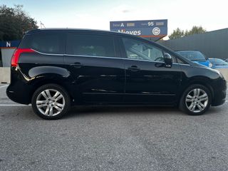 Peugeot 5008 Allure 1.6 BlueHDi 120 – Automático