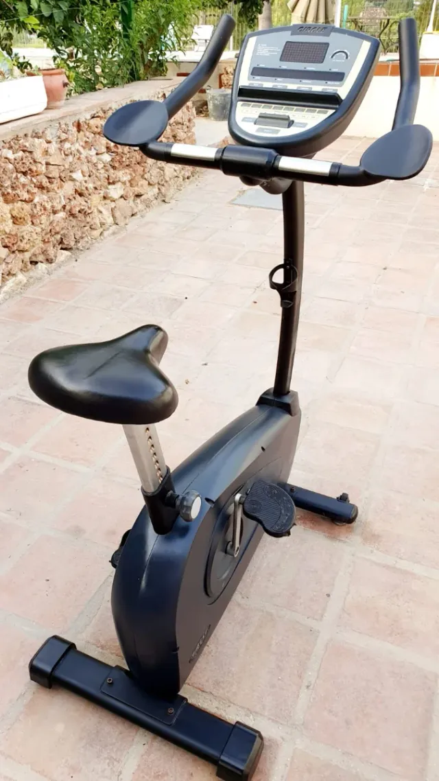 Bicicleta Estática Negra