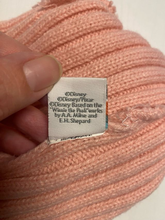 Gorro Minnie Mouse  con pompones 6 9 meses