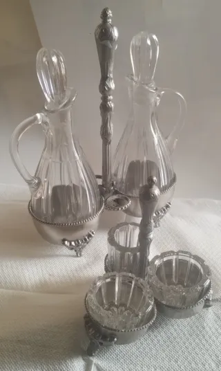 Servizio Olio e Aceto antico