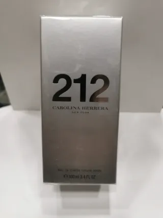 Profumo Carolina Herrera 212 Eau de Toilette 100ml