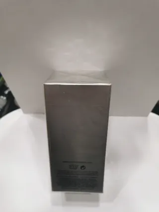 Profumo Carolina Herrera 212 Eau de Toilette 100ml