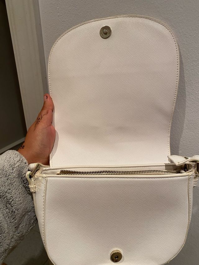 Bolso Valentino original con algunos defectos