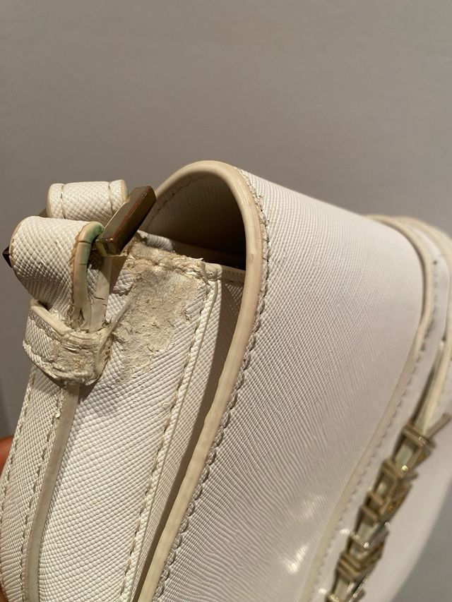 Bolso Valentino original con algunos defectos