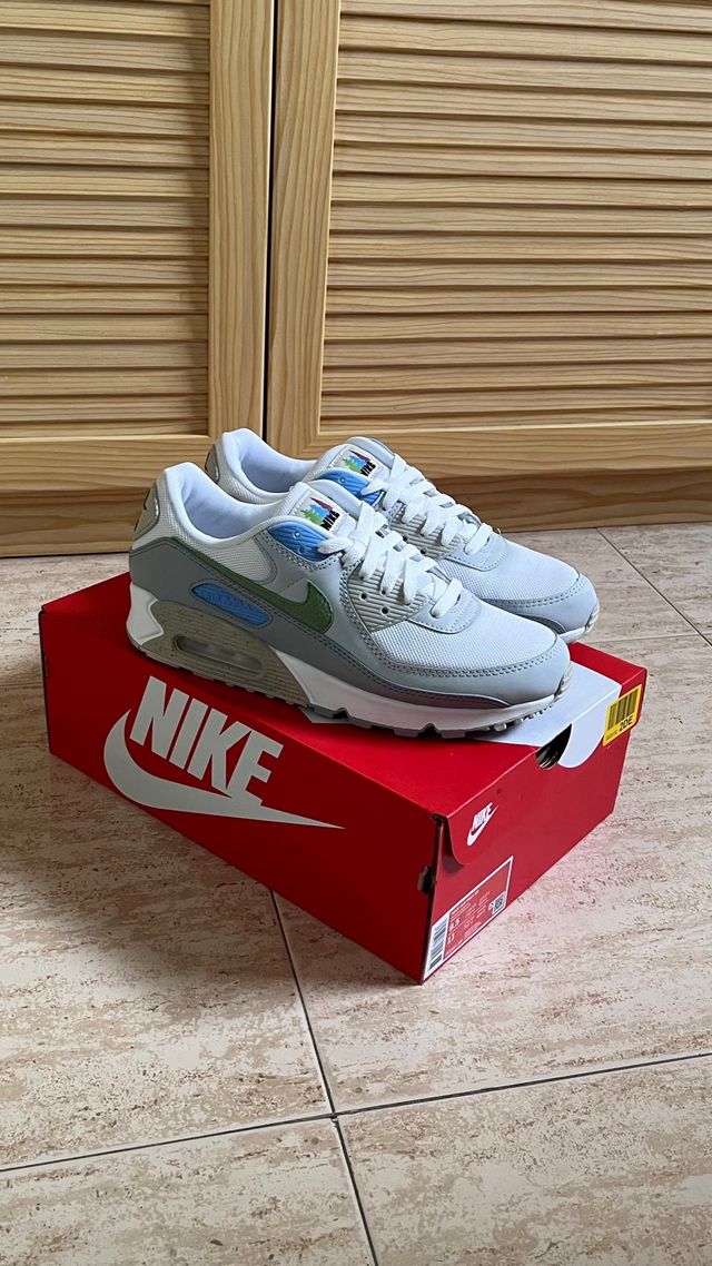 Nike Air Max 90