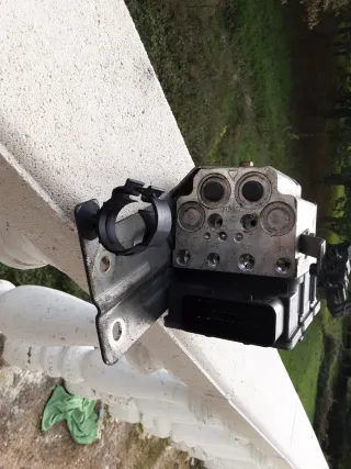 Bomba ABS TRW 66023930