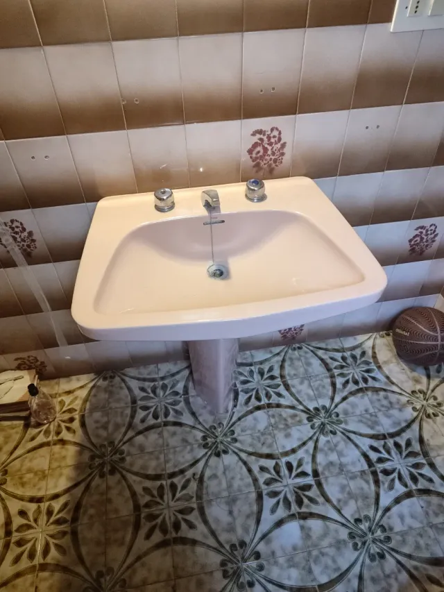 Conjunto sanitario Roca rosa vintage