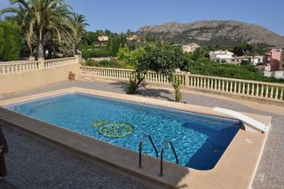 Chalet en alquiler en Finestrat pueblo en Finestrat