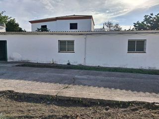 Nave industrial en venta en La Granja-La Colina-Los Pastores en Algeciras