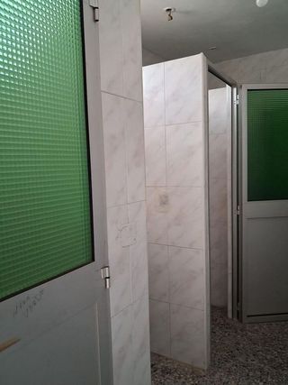 Nave industrial en venta en La Granja-La Colina-Los Pastores en Algeciras