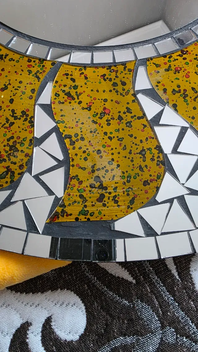 Espejo Mosaico Sol Amarillo y Plateado