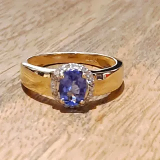 Anillo Oro Tanzanita y Diamantes
