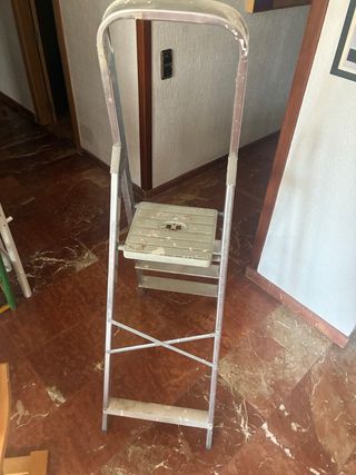 Escalera aluminio plegable