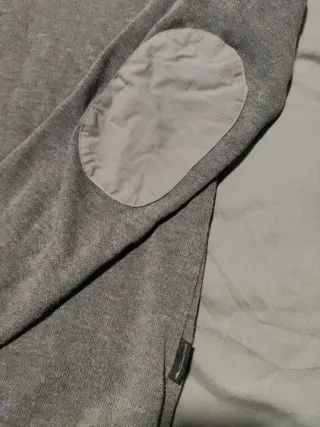 Jersey gris con parches en codos Talla L