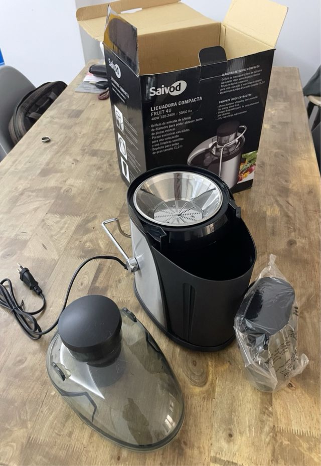 Licuadora Saivod Fruit 4U 400W