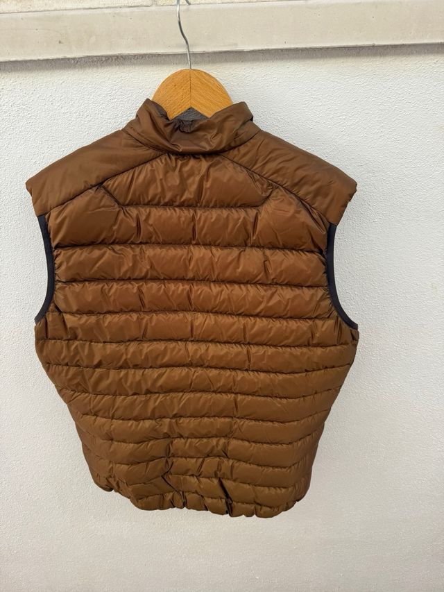 Chaleco plumífero Arc'teryx Cerium Marrón.