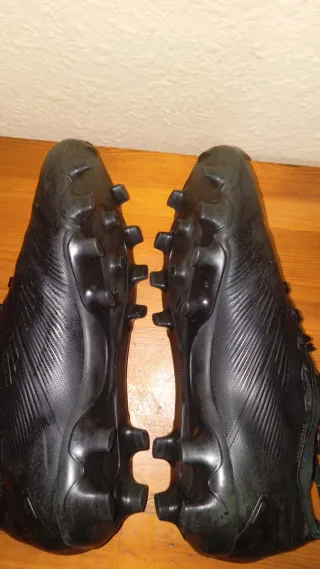 Zapatillas Adidas Fútbol Negro/Dorado