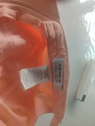 Gorra Adidas Rosa y Blanca