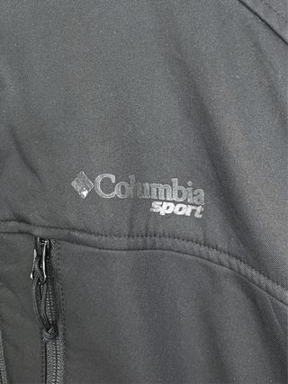 Chaqueta Columbia OmniShield Softshell Negra Retro
