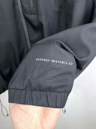 Chaqueta Columbia OmniShield Softshell Negra Retro