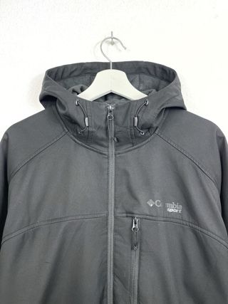 Chaqueta Columbia OmniShield Softshell Negra Retro