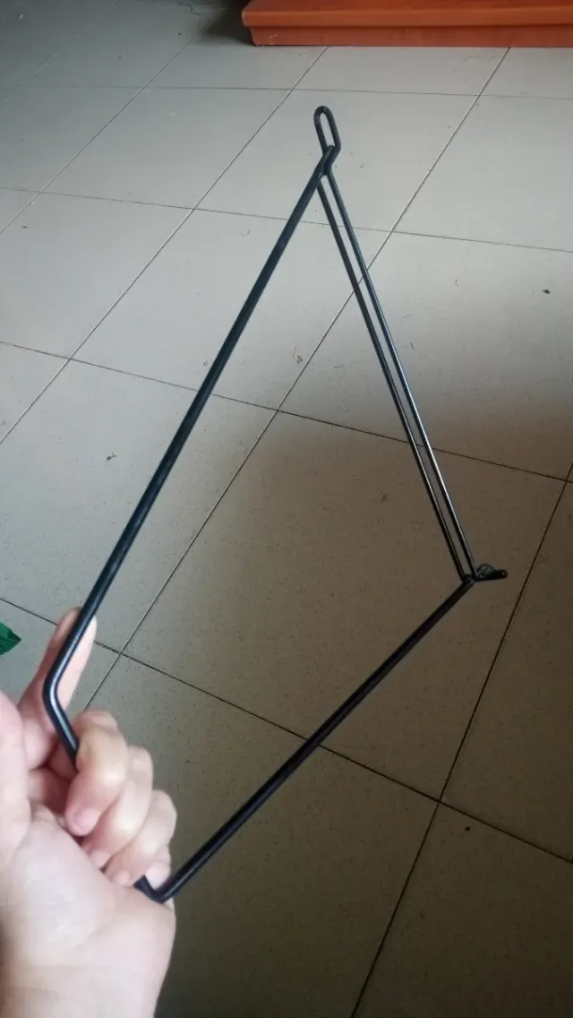 Juego Soportes metálicos para estanterías