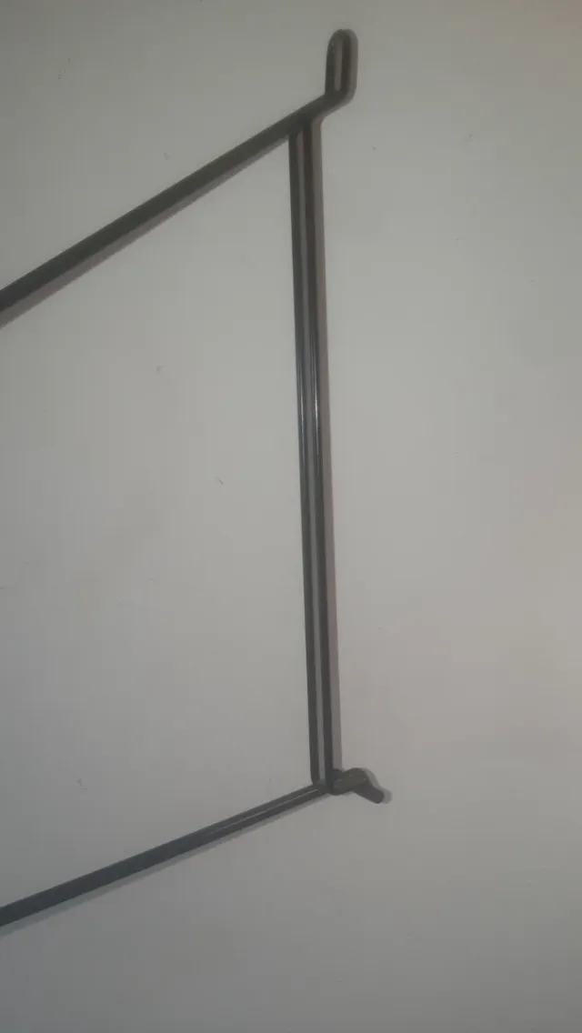 Juego Soportes metálicos para estanterías