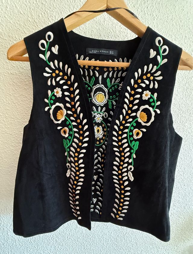 Chaleco Zara bordado