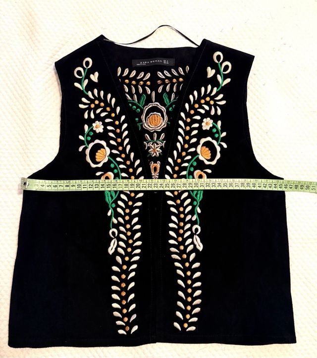 Chaleco Zara bordado