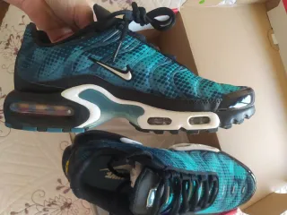 Nike Air Max Plus Talla 38.5 (24.5 cm)