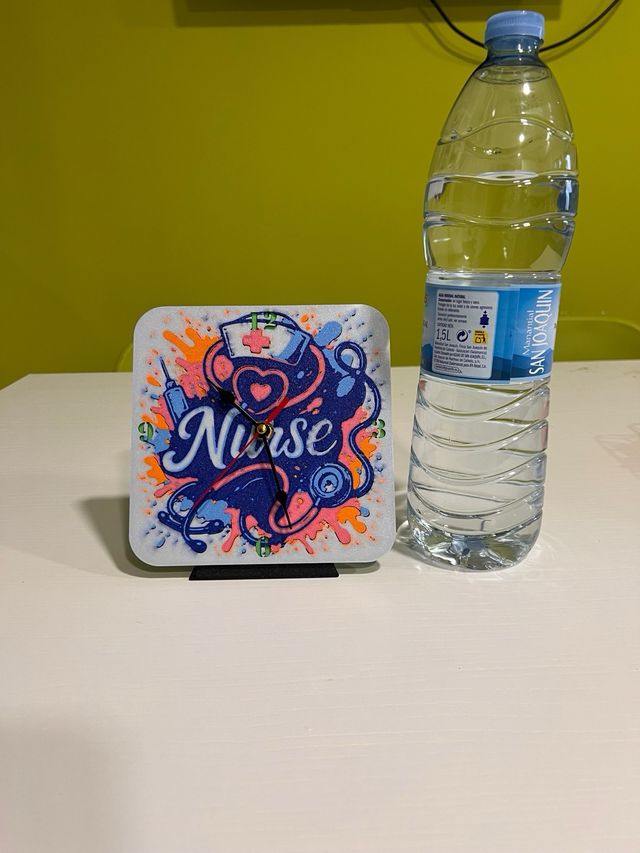 Reloj de mesa Nurse diseño sanitario
