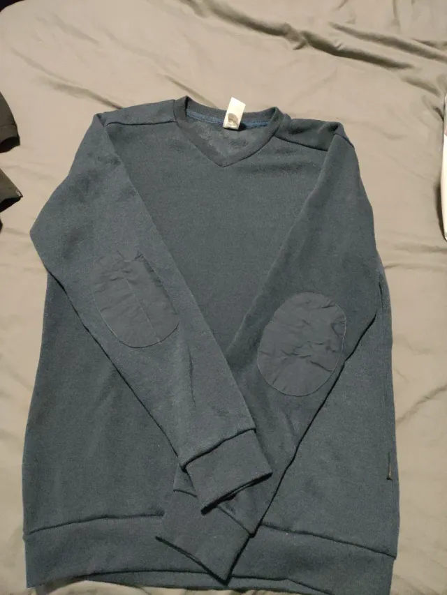 Jersey azul cuello pico talla L