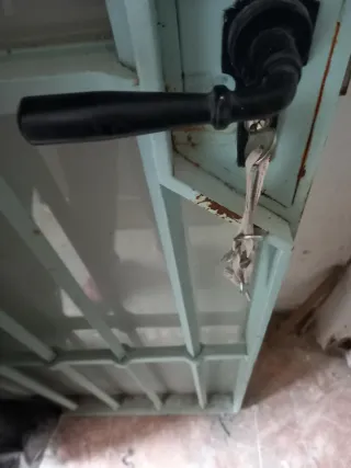 Puerta Reja Hierro+ Marco +Llaves+Cristales Opacos