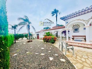 Chalet en venta en Miami Platja - Miami Playa en Mont-Roig del Camp