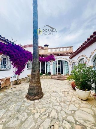 Chalet en venta en Miami Platja - Miami Playa en Mont-Roig del Camp