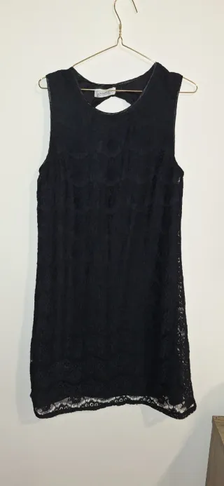 Vestido negro encaje