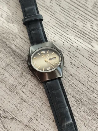 Reloj Citizen Automático Oliva