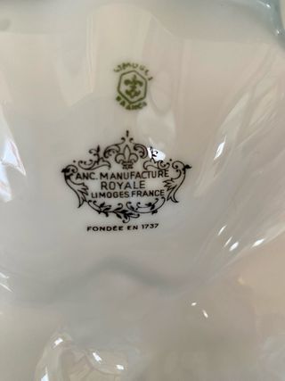 Fuente Limoges Antigua Anc. Manufacture