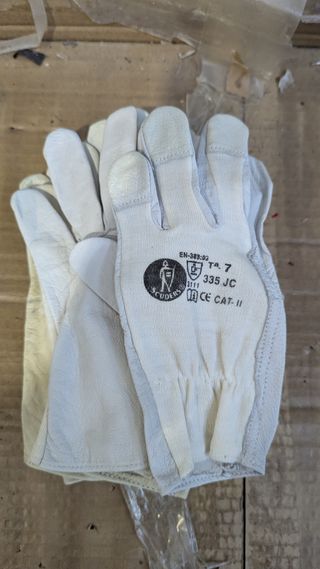 Guantes de piel flor cabra