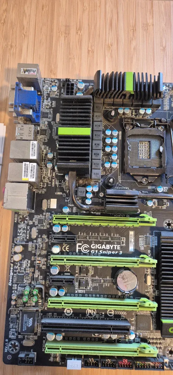 Gigabyte G1.Sniper 3 Placa Base