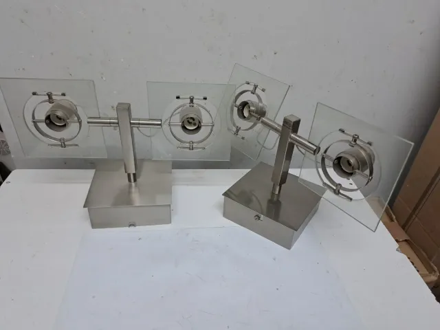 2 Lámparas de Techo Metálicas y Cristal